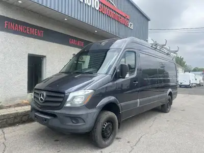 See Dealer Website for Details. 2017 Mercedes-Benz Fourgonnettes de chargement Sprinter 4x4 - toit h...