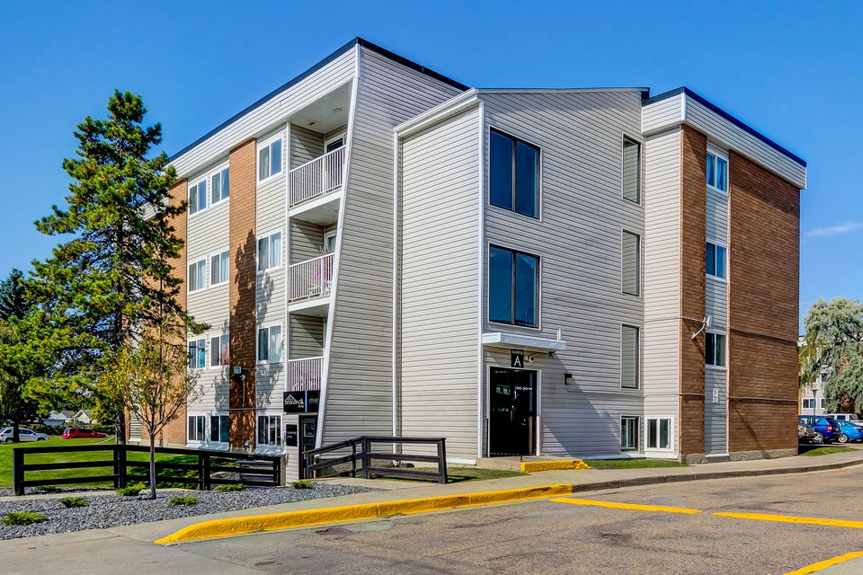 Riverview Plaza - 1 Bedroom Apartment for Rent 5