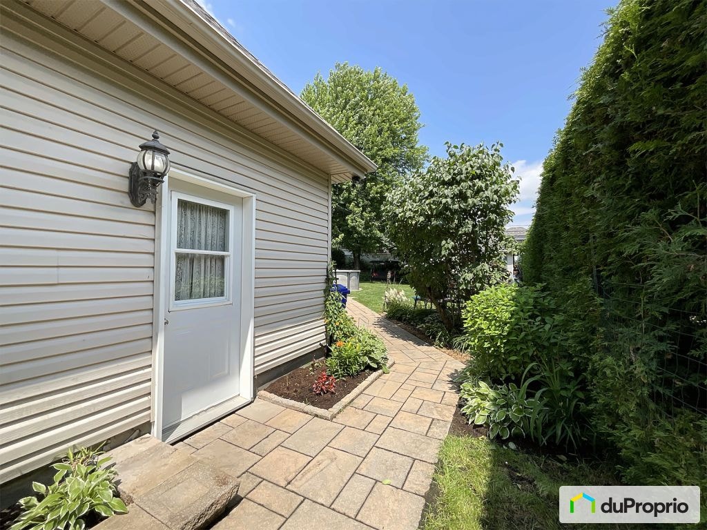 $755,000 - 2 Storey for sale in Mirabel (St-Augustin) — photo 2