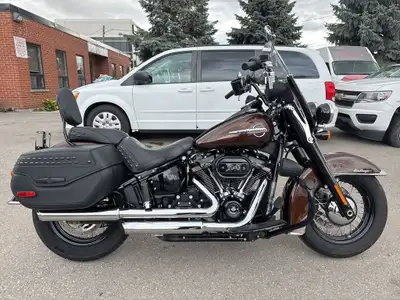 Check out this 2019 CANADIAN Harley-Davidson Heritage Softail 114ci with only 33,394kms. Be sure to...