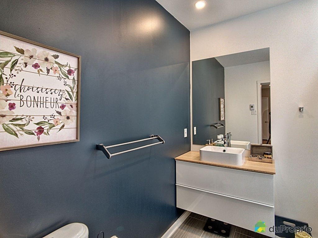$2,000,000 - Triplex in Villeray / St-Michel / Parc-Extension — photo 1
