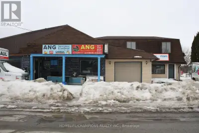 Commercial & Residential MIX Use property***An amazing opportunity that open a business &live in the...