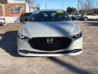 Navigation, Leather Seats, HUD, 360 Camera, Sunroof! This 2024 Mazda3 proves that innovative perform... (image 1)