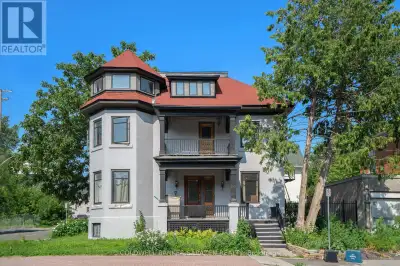 Stately Queen Anne Revival in Sandy Hill.This beautifully restored 7-bedroom, 3-bathroom home blends...