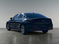 Thanks for viewing our House Of Cars Chinook Inventory! AMVIC licensed dealer! The 2021 Hyundai Sona... (image 3)