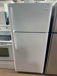 Réfrigérateur reconditionné à 489 taxes incluses garantie 1 an