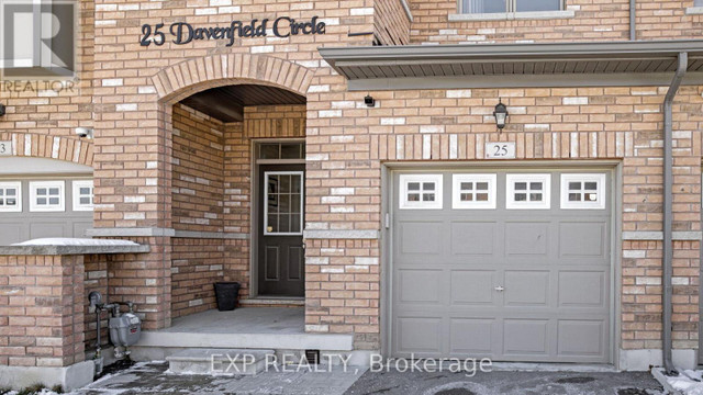 25 DAVENFIELD CIRC Brampton, Ontario in Houses for Sale in Mississauga / Peel Region - Image 4