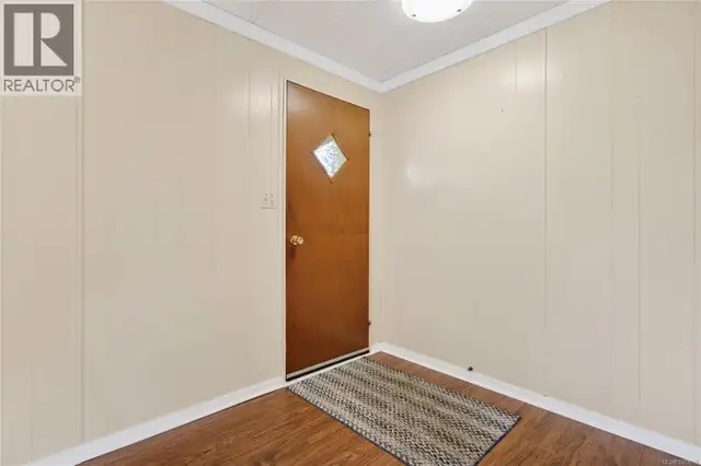 2619 Ulverston Ave Cumberland, British Columbia in Houses for Sale in Comox / Courtenay / Cumberland - Image 4