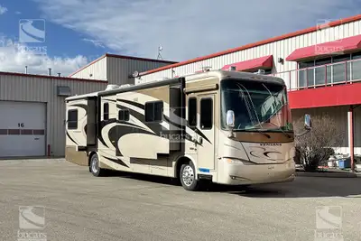 This 2008 Newmar Ventana 3933 is a well-maintained diesel motorhome perfect for those looking to mov...