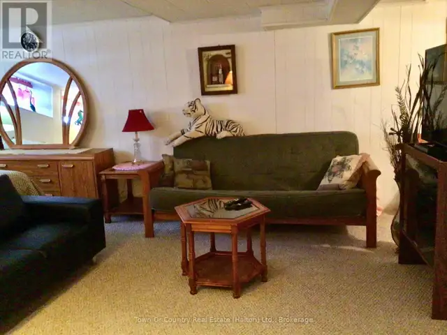 540 10TH AVENUE Hanover, Ontario in Houses for Sale in Owen Sound - Image 30