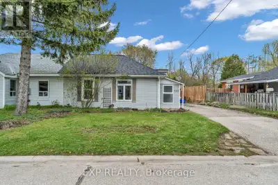 Welcome To 135 Poplar Avenue In The Heart Of Acton. This Beautifully Updated 2-Bedroom Semi-Detached...