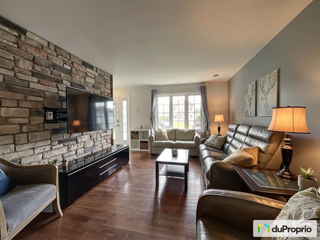 $395,000 - Condominium in Charlesbourg (ND-Des-Laurentides) — photo 3