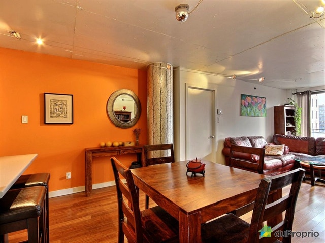 $599,000 - Condominium in Ville-Marie (downtown, old Mtl) — photo 2