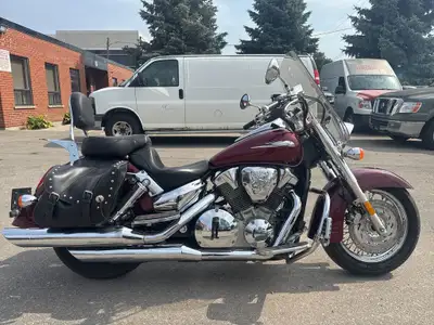 Check out this 2006 Honda VTX1300 Retro Spoke with only 51,428kms. Be sure to follow us on Instagram...