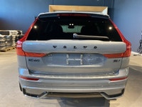 Climate Package [xc60], Advanced Package [S60], Metallic Paint, 21” 5-Double Spoke Black Diamond-cut... (image 3)