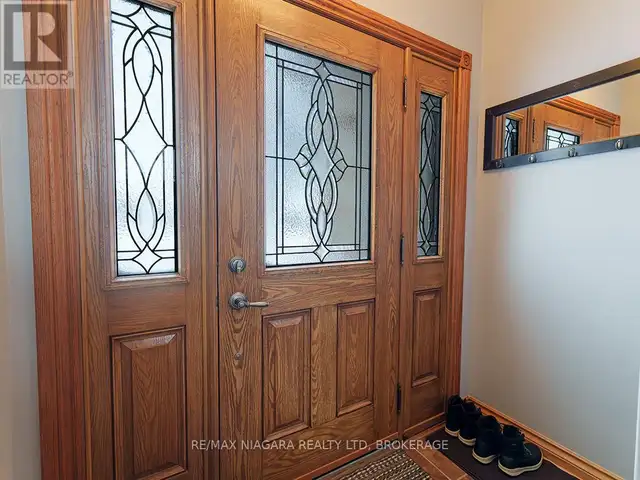251 CLARKE STREET Port Colborne (Killaly East), Ontario in Houses for Sale in St. Catharines - Image 3