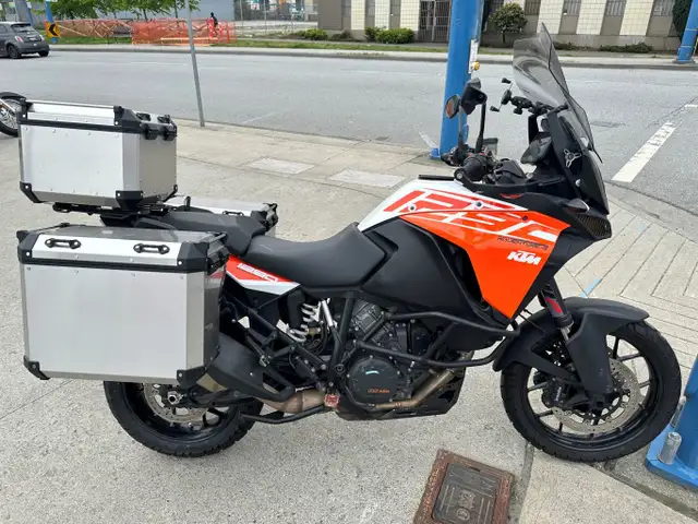 2018 1290 Super Adventure S in Street, Cruisers & Choppers in Vancouver - Image 2