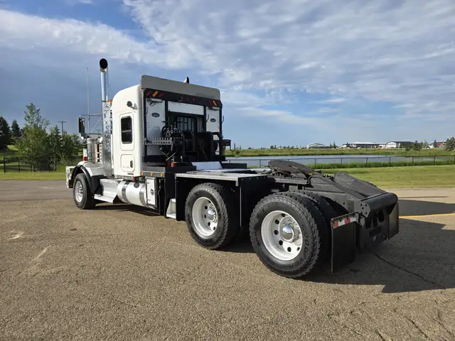 2014 KENWORTH T800 in Heavy Trucks in Saskatoon - Image 14