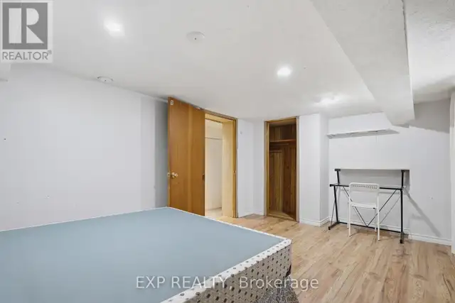 30 REGINA STREET N Waterloo, Ontario in Long Term Rentals in Kitchener / Waterloo - Image 20