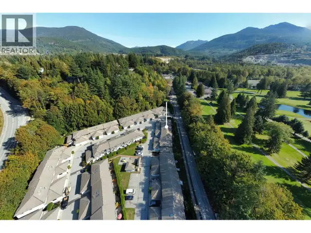 10 2401 MAMQUAM ROAD Squamish, British Columbia in Condos for Sale in Sunshine Coast - Image 34