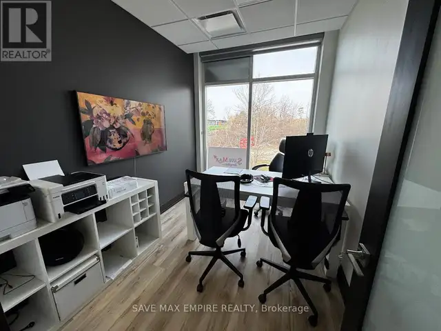 304-305 - 1670 NORTH SERVICE ROAD Oakville (QE Queen Elizabeth), in Commercial & Office Space for Rent in Oakville / Halton Region - Image 4