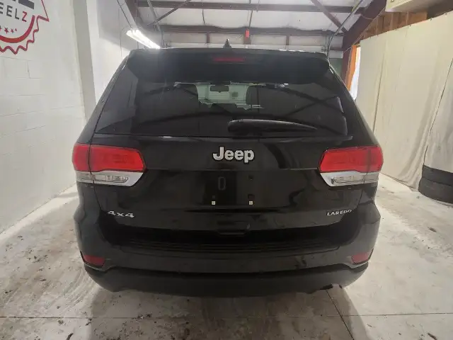 2014 Jeep Grand Cherokee in Cars & Trucks in Windsor Region - Image 4