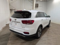 No Accidents, Locally Owned Vehicle, New Tires! Get behind the wheel of the 2019 Kia Sorento 3.3L EX... (image 6)