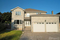 2369 Wildwood Cres