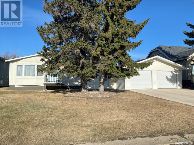 533 2nd STREET Humboldt, Saskatchewan in Houses for Sale in Saskatoon - Image 2