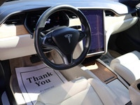 SAFETY INCLUDED ACCIDENT FREE LONG RANGE, WHITE INTERIOR LOW KMS Very Clean Tesla Model S LONG RANGE... (image 7)