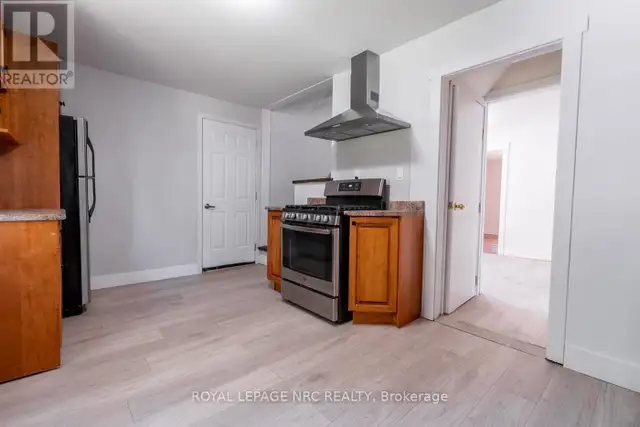 29 ERIE STREET Port Colborne (Main Street), Ontario in Houses for Sale in St. Catharines - Image 23