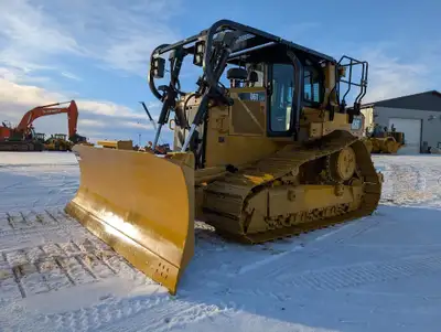 1 Owner 2018 CAT D6T LGP with Grade Control 6way / ripper HRS: 11,371 Major work orders include Blad...
