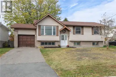 Welcome to 37 Garson Coniston, the perfect family home featuring 4 bedrooms, 2 full baths and many u...