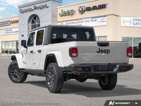 This Jeep Gladiator delivers a Regular Unleaded V-6 3.6 L/220 engine powering this Automatic transmi... (image 4)