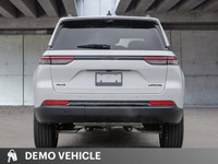 This Jeep Grand Cherokee boasts a Regular Unleaded V-6 3.6 L/220 engine powering this Automatic tran... (image 5)