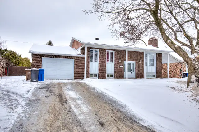 Repentigny ,Grand Bangalow 4 chambres à coucher, 2 salle de bain
