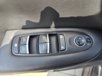 2019 Infiniti QX50 Luxe AWD with 103,000kms. Nicely equipped with Leather, Panoramic Sunroof, Alloys... (image 9)