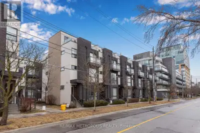 Charming 1+1 Bedroom, 1 Bathroom Condo Townhouse For Sale At Connexion Condos With 1 Underground Par...