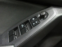 MAZDA 3 2016 GX / AIR-CLIMATISÉ / PUSH START / BLUETOOTH / MAGS SUR PNEUS ÉTÉ AVEC 150600 KM CERTIFI... (image 6)