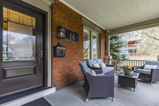14 Homewood Avenue Hamilton, Ontario in Houses for Sale in Hamilton - Image 2