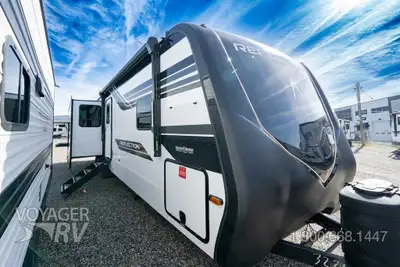 Located in Winfield, BC Call or Text 250-766-4607 Voyager RV Centre 1-800-668-1447 Never Used 'Demo'...