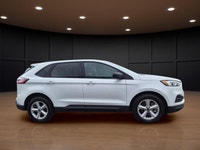 Price includes $1,000 finance credit. Price does not include fees or taxes. The 2024 Ford Edge SE AW... (image 3)
