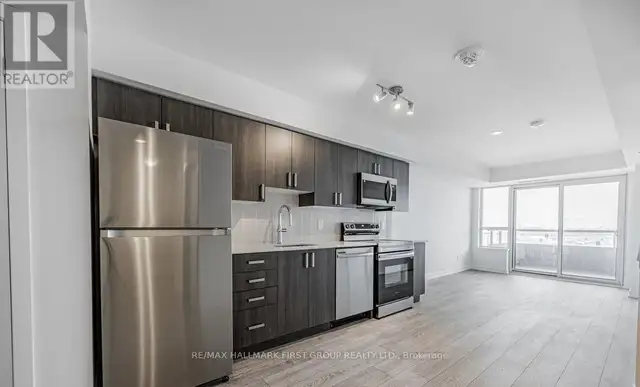 1812 - 1455 CELEBRATION DRIVE Pickering (Bay Ridges), Ontario62864757156866120