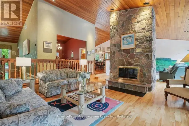 5590 STEELES AVENUE W Milton, Ontario in Houses for Sale in Oakville / Halton Region - Image 10