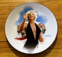 VTG Marilyn LTD Edition Collectors 8” Plate w/Replica Signature