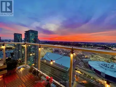 3209 - 70 TOWN CENTRE COURT Toronto (Bendale), Ontario
