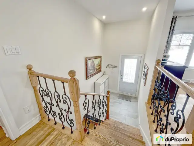 $899,900 - Bungalow for sale in Dollard-Des-Ormeaux in Houses for Sale in West Island - Image 5