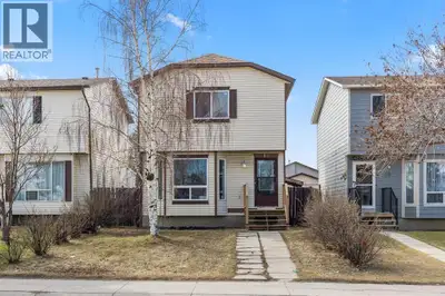 Welcome to this beautifully renovated detached home offering over 1,450 sq ft of developed living sp...