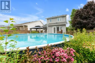 Welcome to 916 Rainbow Crescent, a solid 2001 Caraco built home situated on a nice corner lot in Kin...