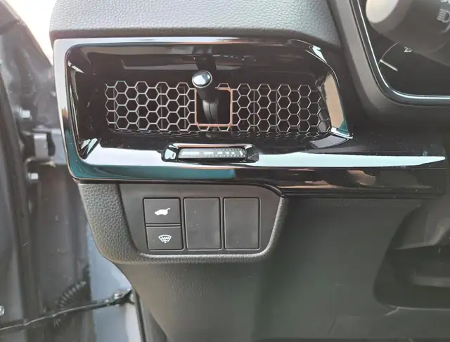 2026 Honda CR-V Hybrid Touring **HEATED LEATHER TRIMMED SEATS... in Cars & Trucks in Grande Prairie - Image 10